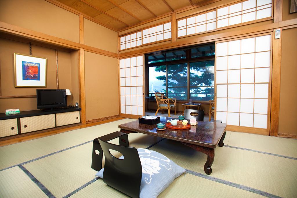 Ebisuya Izu (Shizuoka) Quarto foto