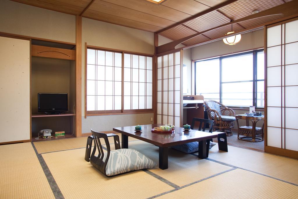 Ebisuya Izu (Shizuoka) Quarto foto